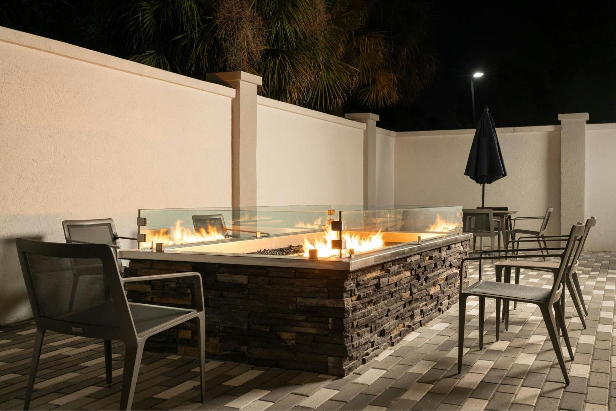 Courtyard By Marriott Gainesville Fl Exteriör bild